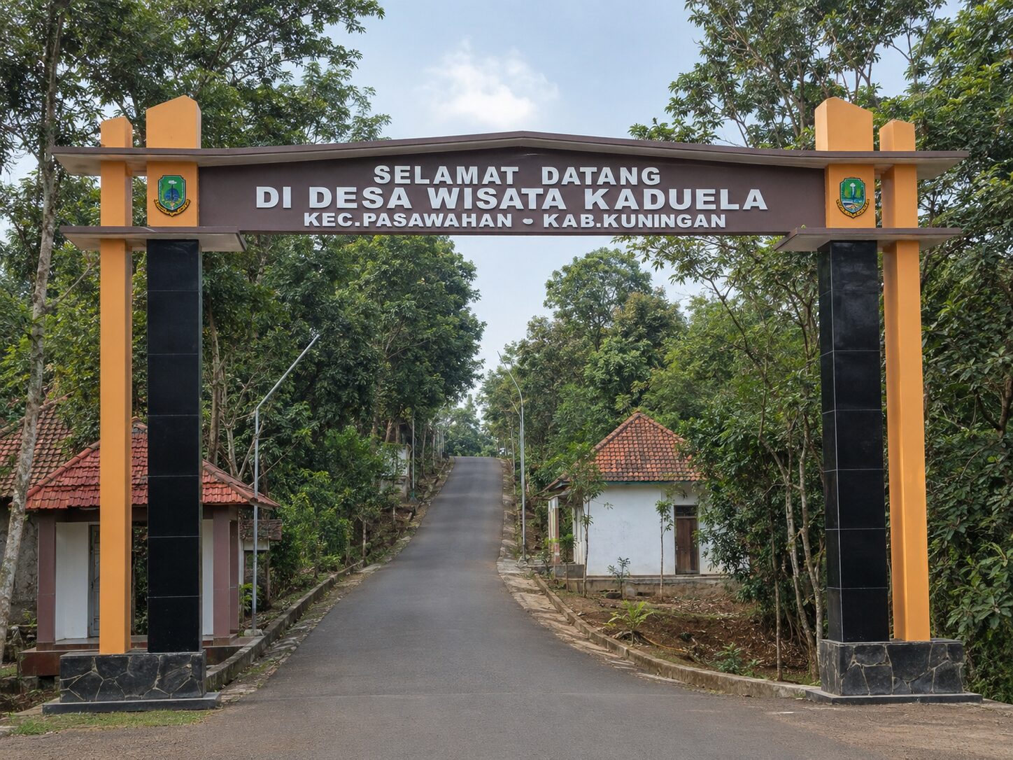 Pemandangan alam dan suasana Desa Kaduela