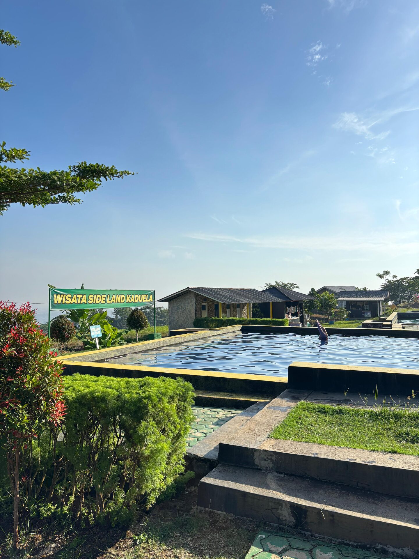 Sekilas kawasan Wisata Side Land Kaduela
